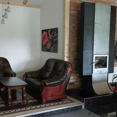 Na Samote U Lesa Vakantiehuis Lobendava